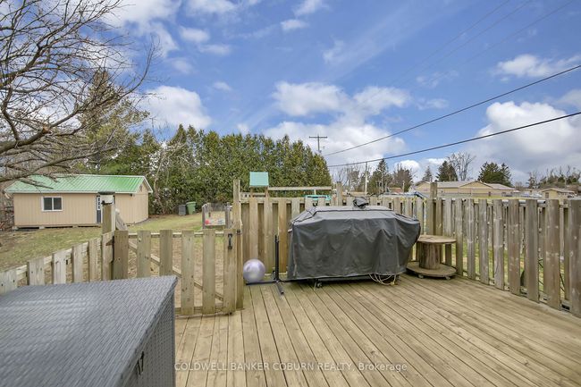 10658 Main St, House other with 4 bedrooms, 2 bathrooms and 3 parking in South Mountain ON | Image 37