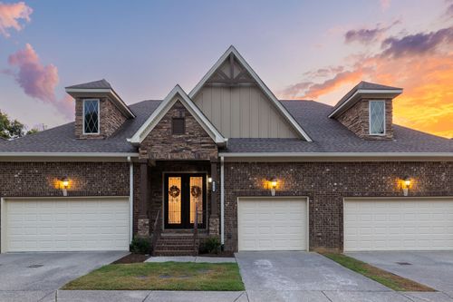 5018 Southfork Blvd, Old Hickory, TN, 37138-2080 | Card Image