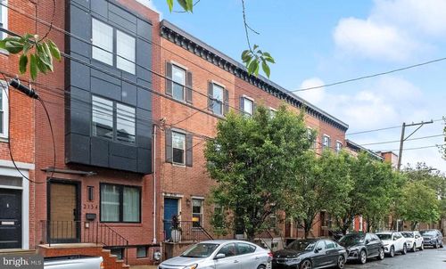 2136 Carpenter St, PHILADELPHIA, PA, 19146-2516 | Card Image
