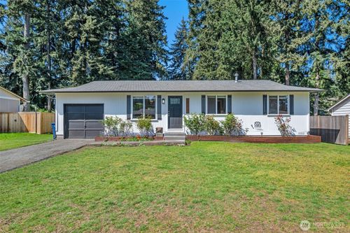 30141 3rd Pl Sw, Federal Way, WA, 98023-3907 | Card Image