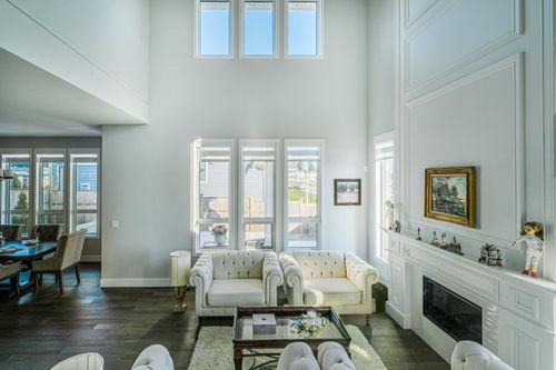 2112 166 St, Surrey, BC, V3Z9X9 | Card Image