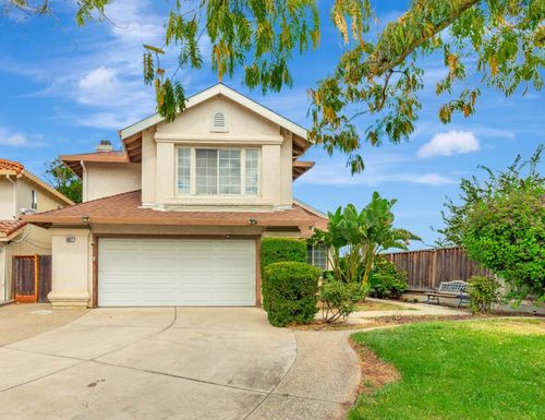 1827 Paradise Valley Ct, Tracy, CA, 95376-0768 | Card Image