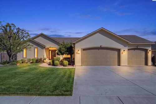 466 Golden Dr, Richland, WA, 99352-5700 | Card Image