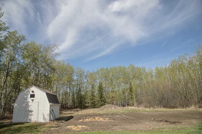 19125 Township Road 1104, House other with 5 bedrooms, 3 bathrooms and 10 parking in High Level AB | Image 50