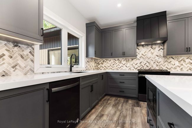 4 Old Carling Rd, House other with 4 bedrooms, 2 bathrooms and 5 parking in Nobel ON | Image 7
