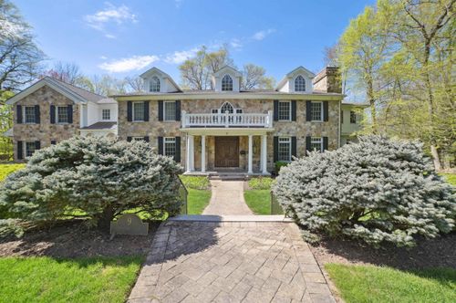 9 Bishops Lane, Millburn, NJ, 07078 | Card Image