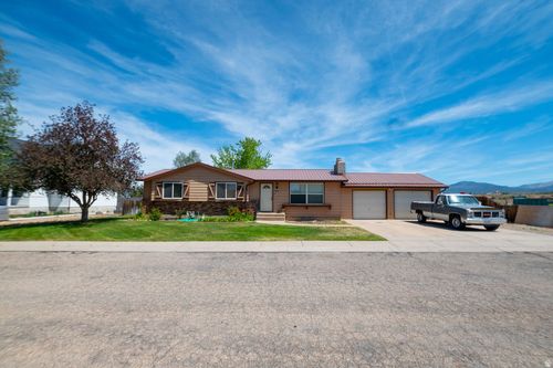 191 E 1000 N, Beaver, UT, 84713-7863 | Card Image