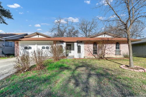 12101 El Sendero St, San Antonio, TX, 78233-6721 | Card Image
