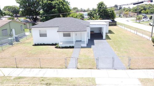 10490 Sw 173rd Ter, Miami, FL, 33157-4154 | Card Image