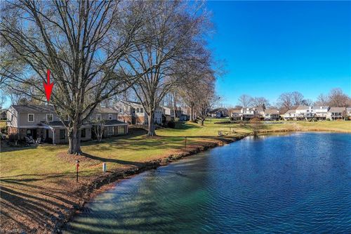 612 Riverbend Dr, Advance, NC, 27006-8526 | Card Image