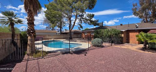 458 S Kenyon Dr, Tucson, AZ, 85710-1044 | Card Image