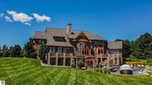 11825 Russell Ridge Rd, Williamsburg, MI, 49690-9810 | Card Image