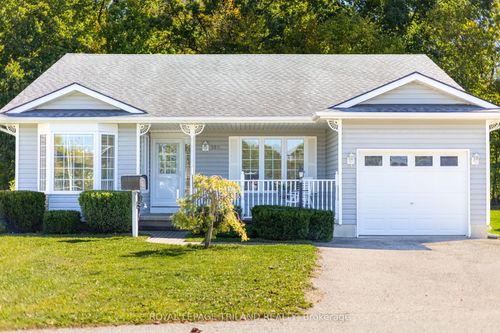 355 Shannon Blvd, Grand Bend, ON, N0M1T0 | Card Image