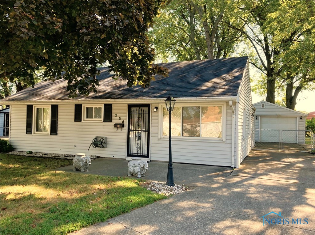 Melamad Ct, Toledo, OH 43609