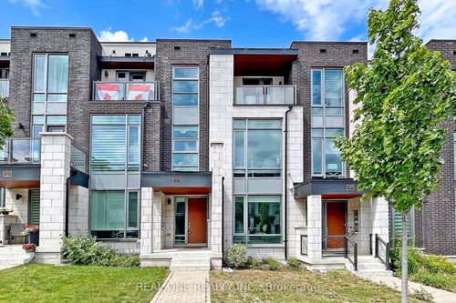 107 Carrville Woods Cir, Vaughan, ON, L6A4Z6 | Card Image