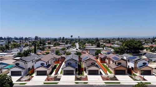 4437 Phelan Ave, Baldwin Park, CA, 91706-2718 | Card Image
