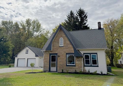 5597 Eagle Creek Rd, Leavittsburg, OH, 44430-9416 | Card Image