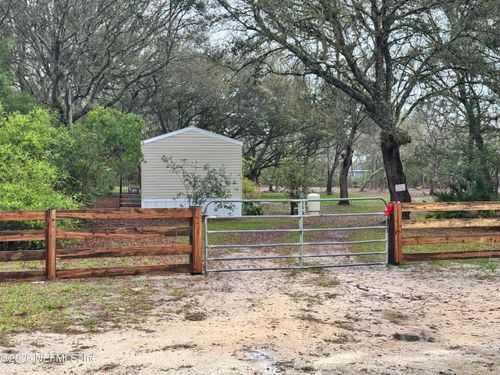 228 Browns Hammock Rd, Crescent City, FL, 32112-4900 | Card Image