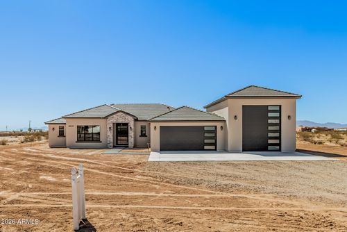 20535 W Bradley Rd, Wittmann, AZ, 85361-4572 | Card Image