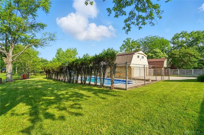 2946 Rockledge Trl, House other with 3 bedrooms, 2 bathrooms and null parking in Beavercreek OH | Image 41