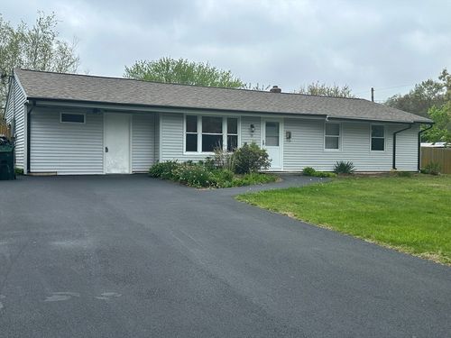 19 Lazywood Ln, Swansea, MA, 02777-1021 | Card Image