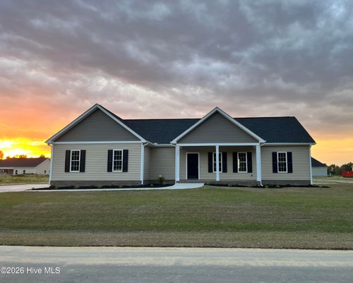 307 Allies Dr, Goldsboro, NC, 27534-6122 | Card Image