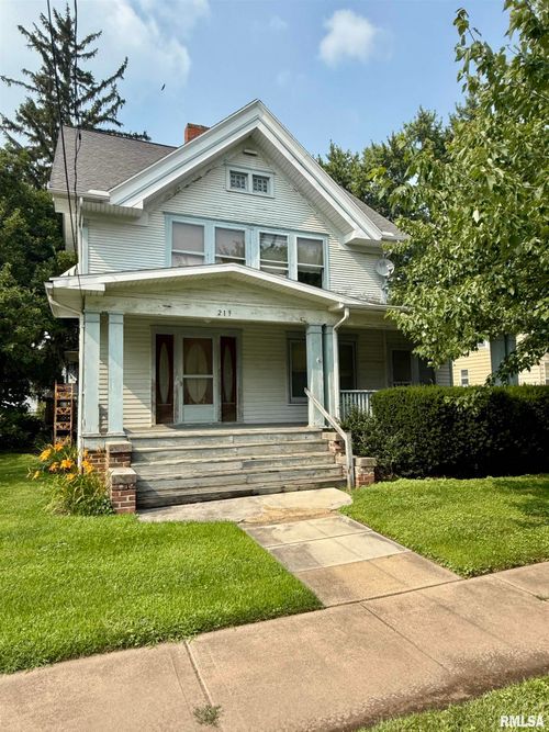 219 W Main St, Knoxville, IL, 61448-1033 | Card Image