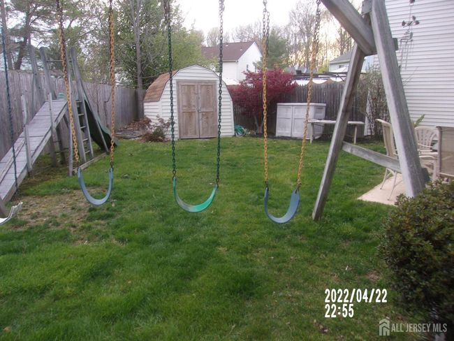 29 Jeffrey Cir, House other with 4 bedrooms, 3 bathrooms and null parking in Dayton NJ | Image 24
