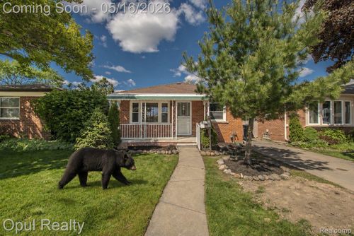 15204 Horger Ave, Allen Park, MI, 48101-2678 | Card Image