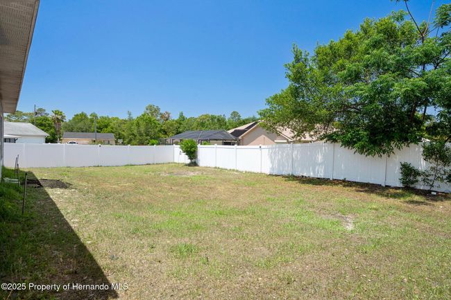 10101 Langan St, House other with 3 bedrooms, 2 bathrooms and null parking in Spring Hill FL | Image 39