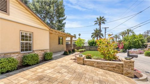 1232 E Elmwood Ave, Burbank, CA, 91501 | Card Image