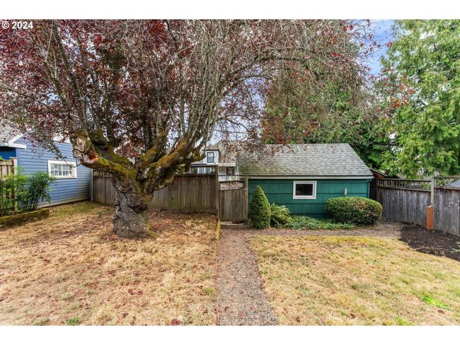 Backyard-Fenced | Image 25