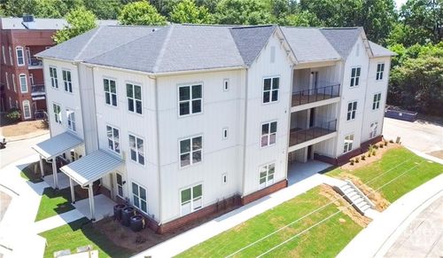 240 Martha Dr, Athens, GA, 30606-7989 | Card Image