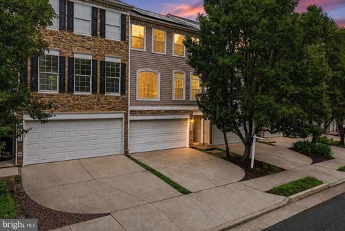 43686 Phelps Ter, ASHBURN, VA, 20147-6944 | Card Image