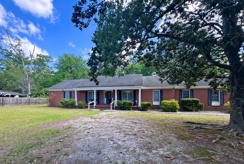 1202 Jackson Ave W, Hampton, SC, 29924-2744 | Card Image