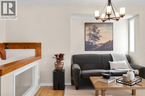 78 Hidden Spring Green Nw, Calgary, AB, T3A5N1 | Card Image