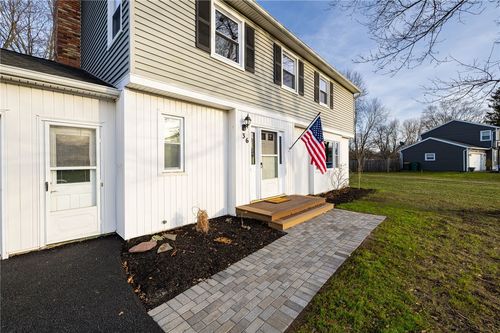 36 Round Hill Rd, Henrietta, NY, 14467-9529 | Card Image