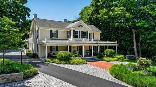 54 Lincoln St, Hingham, MA, 02043-4632 | Card Image