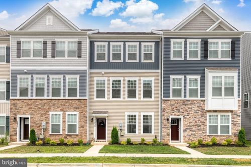 2050 Hinshaw Dr, ODENTON, MD, 21113-3136 | Card Image