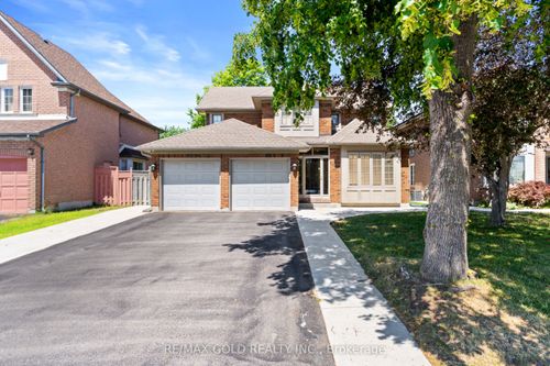 20 Mountainberry Rd, Brampton, ON, L6R1J2 | Card Image