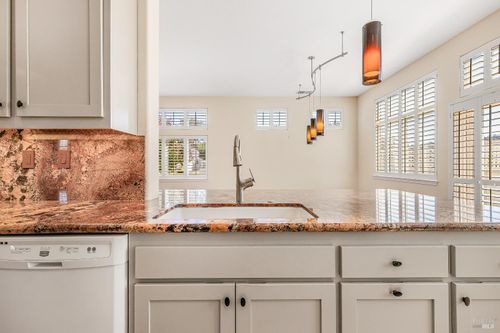 6503 Pine Valley Dr, Santa Rosa, CA, 95409-5888 | Card Image