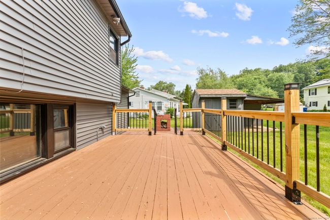 4 Hill Farm Rd, House other with 4 bedrooms, 3 bathrooms and 3 parking in Bloomfield CT | Image 30