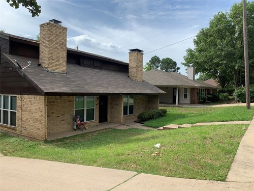 625 Cousins Ln, Arlington, TX, 76012-3715 | Card Image