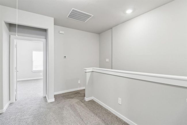 587 Avisa Dr, House other with 3 bedrooms, 3 bathrooms and 2 parking in Kemah TX | Image 32
