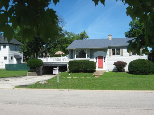 1007 Prairie Lawn Rd, Glenview, IL, 60025-2607 | Card Image