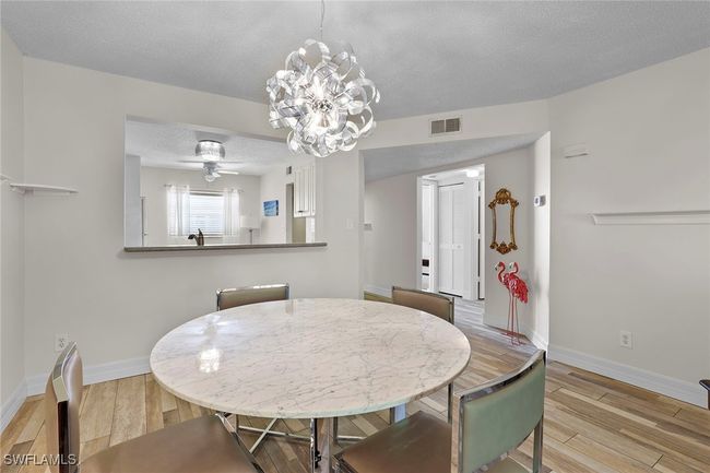 APT-103 - 605 Squire Cir, Condo with 2 bedrooms, 2 bathrooms and null parking in NAPLES FL | Image 9