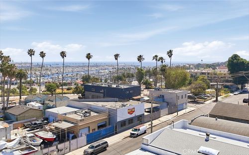 2020 S Mesa, San Pedro, CA, 90731 | Card Image