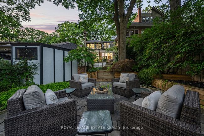 121 Pine Glen Rd, House other with 4 bedrooms, 3 bathrooms and 1 parking in Toronto ON | Image 45