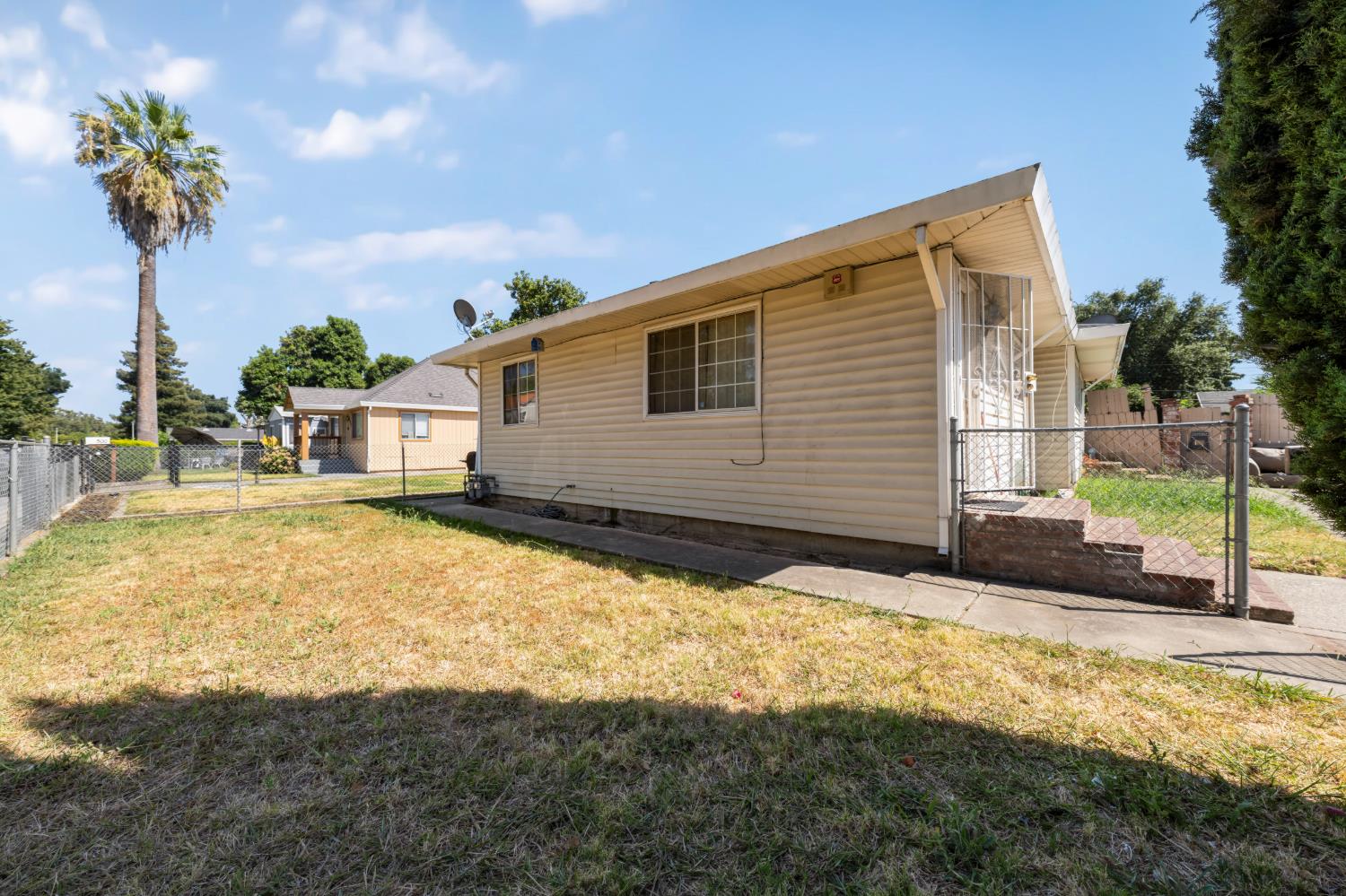 Residential Income in Sacramento 3