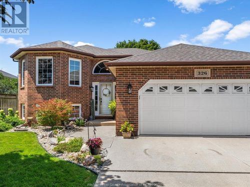 326 Millbrook Dr, Kingsville, ON, N9Y4A5 | Card Image